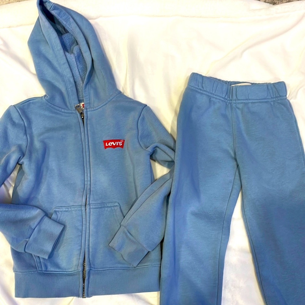 Levi Sweatsuit